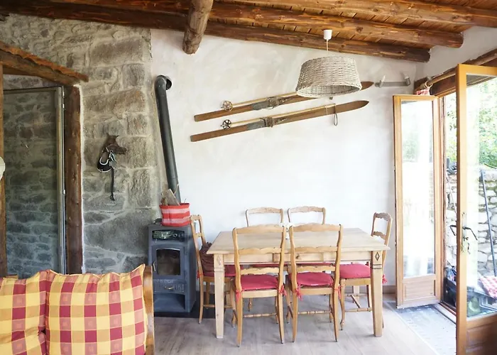 Holiday home La Source Sauna Jardin Wi-fi *